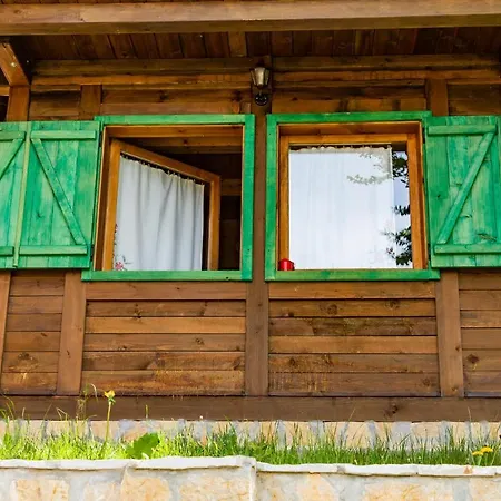 Drvene Kuce Suska - Wooden Suska