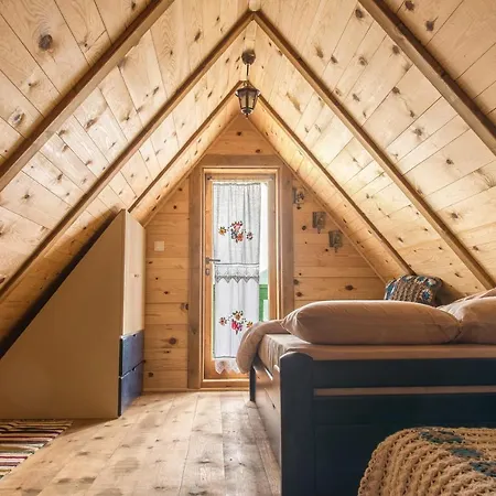 Drvene Kuce Suska - Wooden Suska *