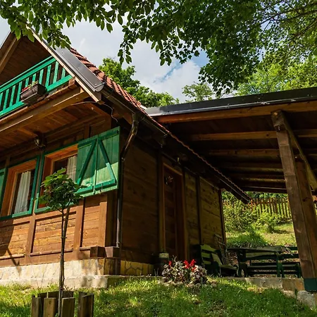 Drvene Kuce Suska - Wooden Suska Zaovine