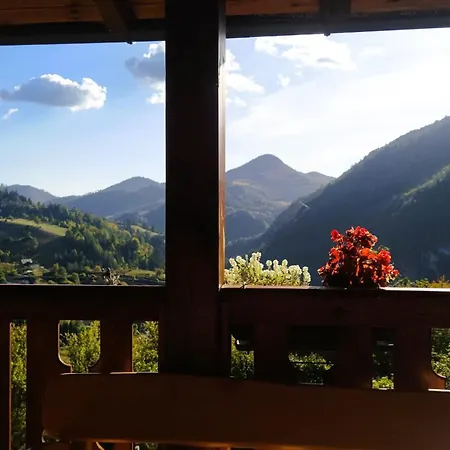 Holiday home Drvene Kuce Suska - Wooden Suska *