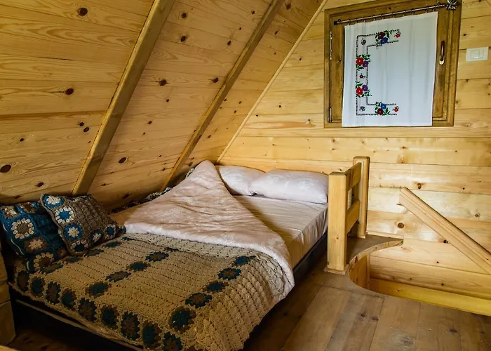 Drvene Kuce Suska - Wooden Suska