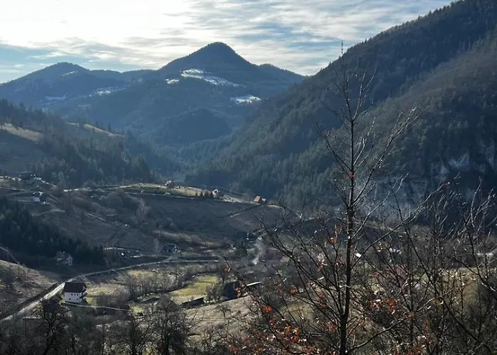 Drvene Kuce Suska - Wooden Suska *