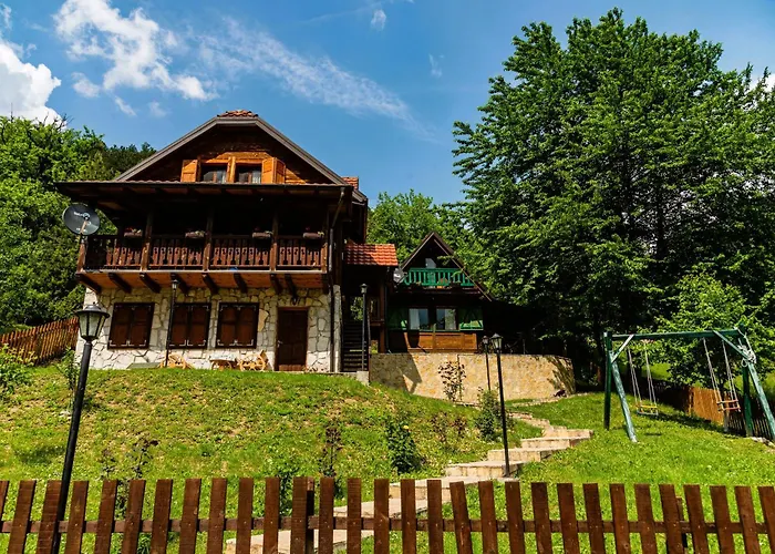 Дом отдыха Drvene Kuce Suska - Wooden Suska Zaovine