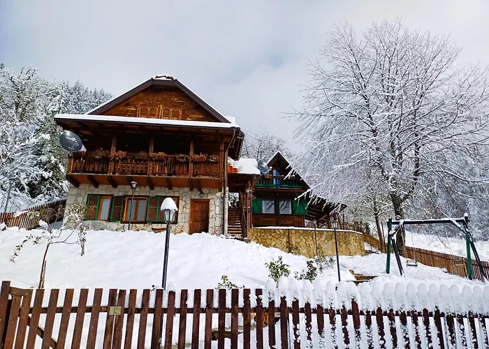 Drvene Kuce Suska - Wooden Suska